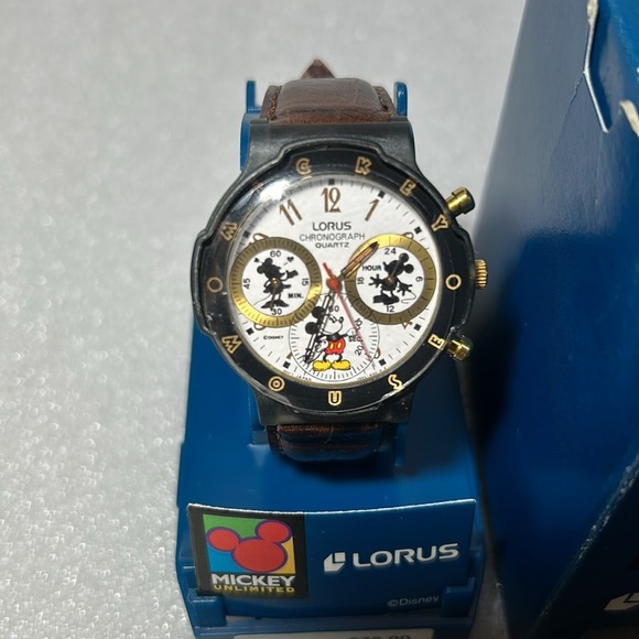 Lorus Mickey Mouse Chronograph Watch - Picture 2 of 6